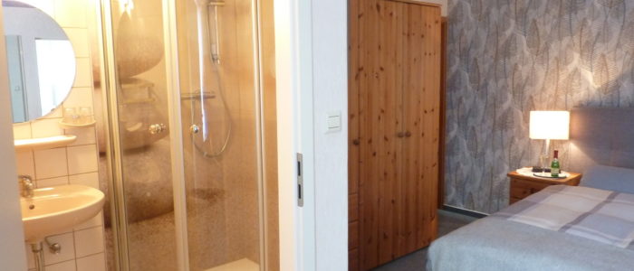 DZ 2 u. Dusche-WC